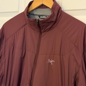 Arc'teryx Men’s Argus Burgundy Lightweight Running Jacket XL